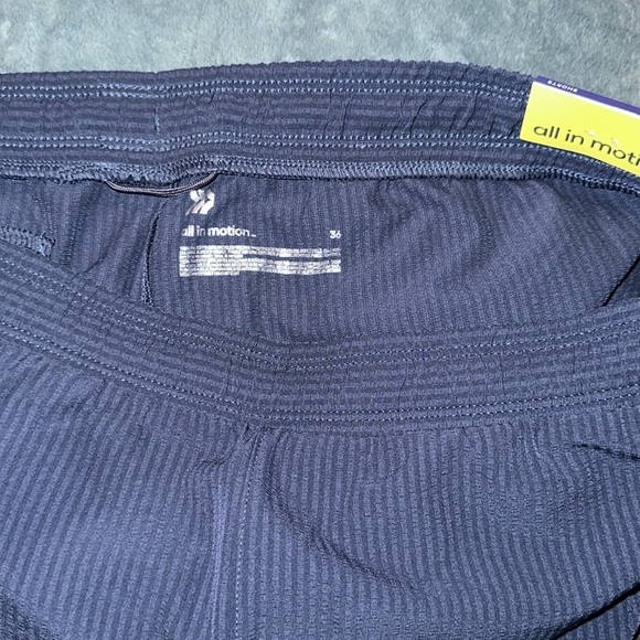 All in motion navy blue size 36 shorts New - Picture 3 of 6